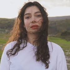 Бирсу Демир